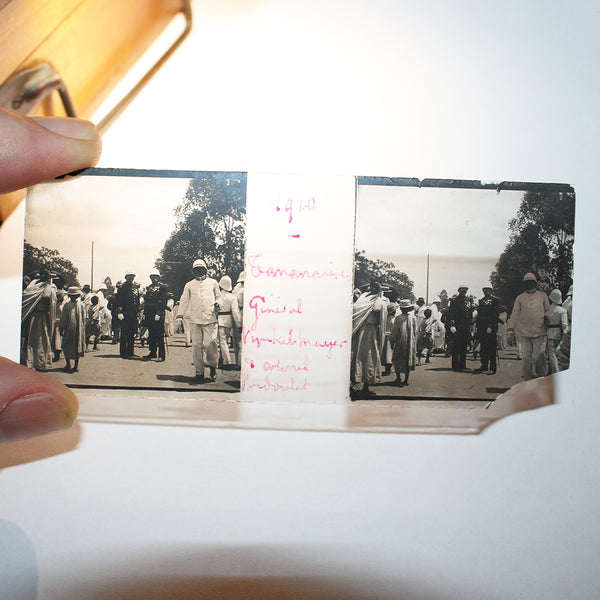 Ancienne plaque photo stéréoscopique en verre / 1910 / Madagascar - Tananarive - Général Vinckel Mayer & Colonel Boudoulat