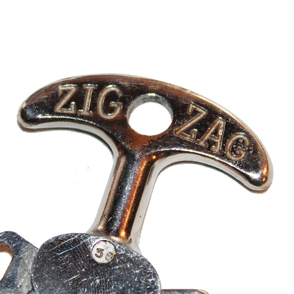 Ancien tire-bouchon Zig Zag 1938 en boîte
