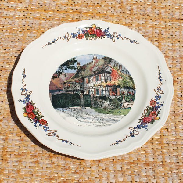 Ancienne assiette montée en faïence de Sarreguemines modèle Obernai Henri Loux