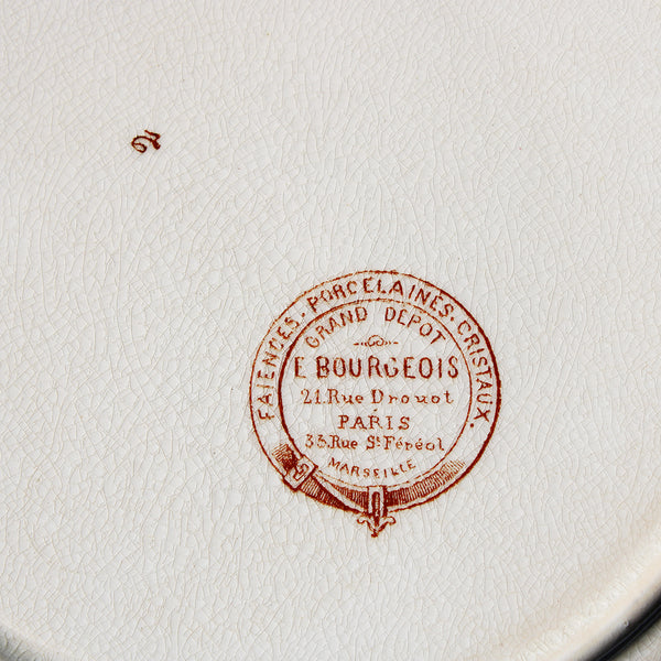 Ancienne assiette plate 22.5 cm en faïence Terre de Fer de Longwy modèle Henri II
