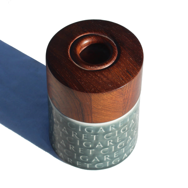 Porte-cigarettes vintage / céramique de Kronjyden ( Danmark ) par Jens Quistgaard / Série Tabac / Azur ( 1965 ).