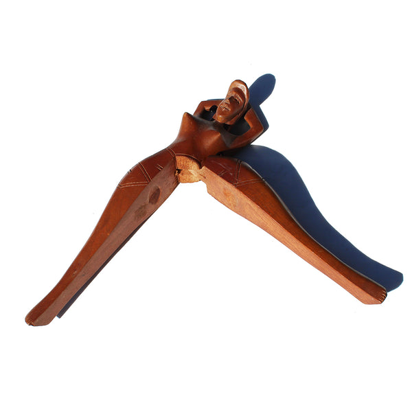 Grand casse-noix vintage d'art populaire en bois modèle femme nue