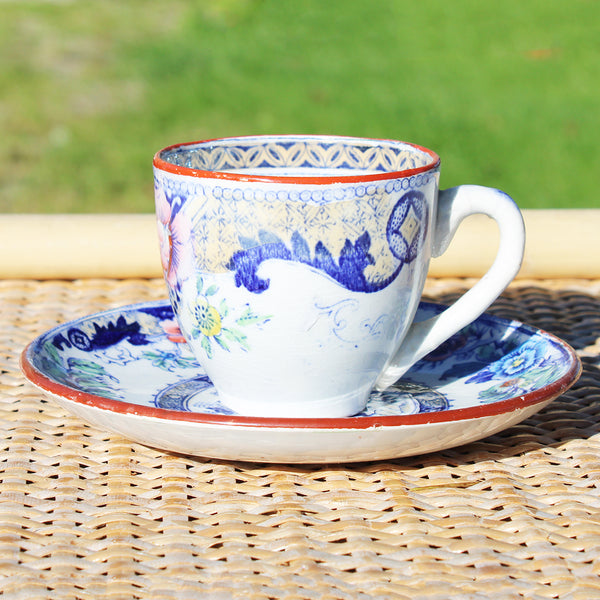 Ancienne tasse à café + soucoupe en faïence de Creil et Montereau 688