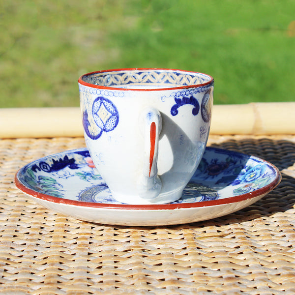 Ancienne tasse à café + soucoupe en faïence de Creil et Montereau 688