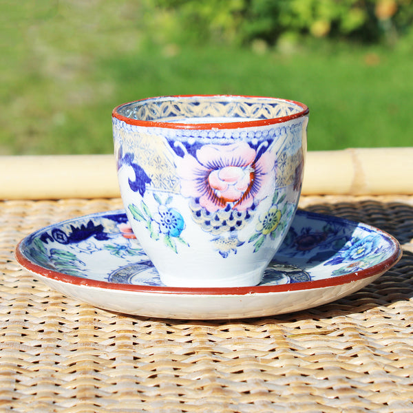 Ancienne tasse à café + soucoupe en faïence de Creil et Montereau 688