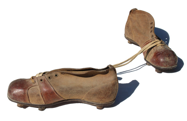 Football Memorabilia / Ancienne paire de chaussures de football en cuir / Années 1930