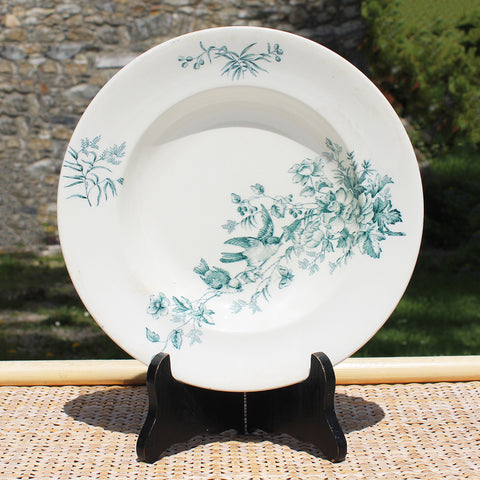 Ancienne assiette creuse 23.5 cm en faïence de Longwy modèle Mignon