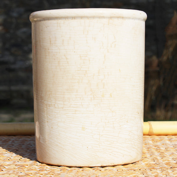 Ancien gros pot à graisse / confiture 17.5 cm en porcelaine opaque de Gien patinée