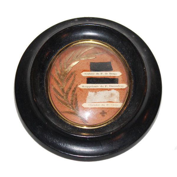 Ancien reliquaire XIXème siècle / Reliques des Prêtres Jésuites fusillés en 1871 par la Commune de Paris / Anatole de Bengy / Léon Ducoudray / Alexis Clerc / Massacre de la rue Haxo