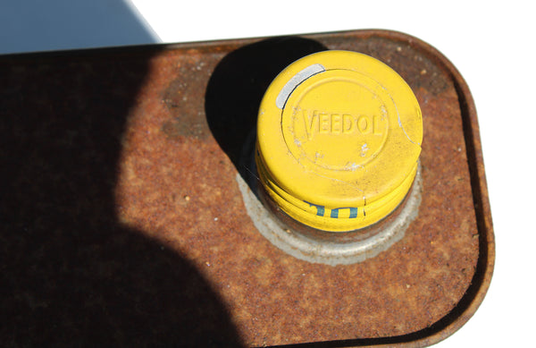 Bidon d'huile moteur publicitaire vintage Veedol / rempli jamais ouvert