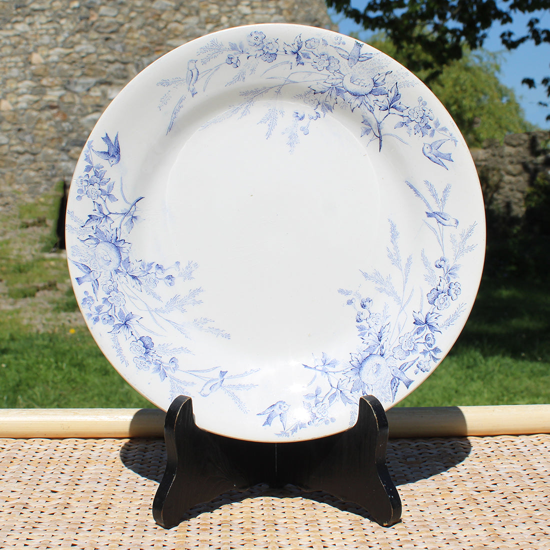 Ancienne assiette plate 23.2 cm en faïence / Creil et Montereau modèle Linotte