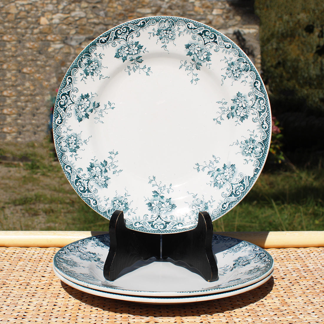 Ensemble de 3 assiettes plates 22.5 cm en faïence de Saint Amand modèle Printanier