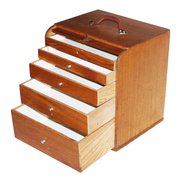 Layette de dentiste transportable ancienne en bois – Meuble de métier – Rideau coulissant