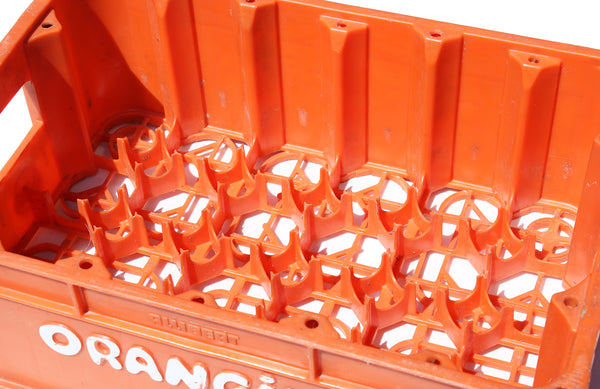Caisse casier à bouteilles vintage Otangina en plastique orange