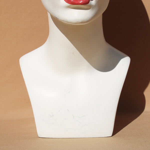 Marotte / présentoir / tête à chapeau vintage 39 cm en résine