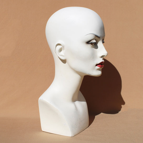 Marotte / présentoir / tête à chapeau vintage 39 cm en résine