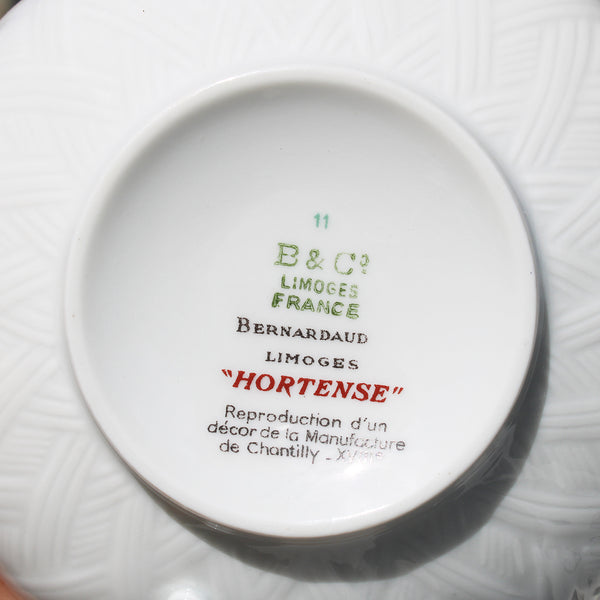 Tasse à chocolat / thé + soucoupe en porcelaine de Limoges par Bernardaud modèle Hortense