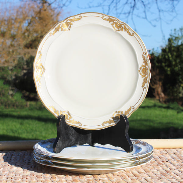 Ensemble de 4 assiettes en porcelaine de Limoges – Modèle Coquille – L. Bernardaud & Cie – Ø 21,8 cm
