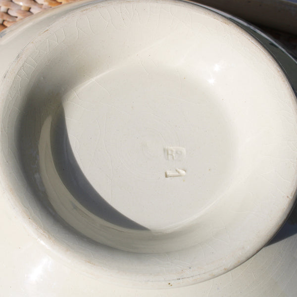 Grand saladier ancien en faïence Terre de Fer / modèle oiseaux style Favori