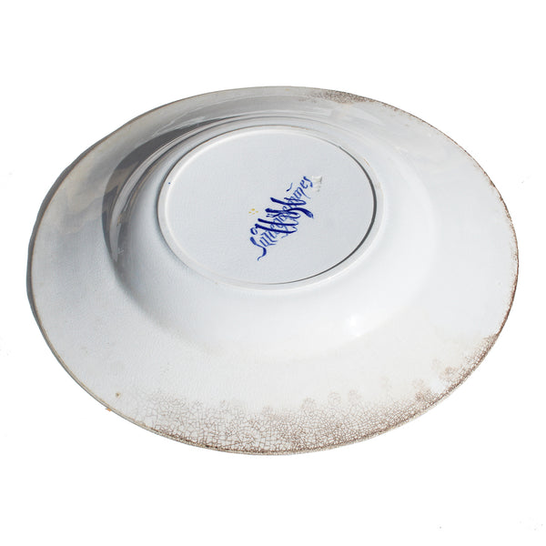 Ancienne assiette creuse en faïence de U & C Sarreguemines modèle Cluny