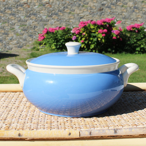 Ancienne petite soupière 18.7 cm en faïence de Villeroy & Boch modèle Orléans