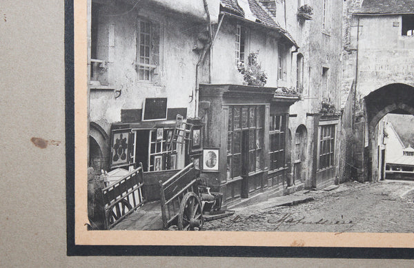 Ancienne photo 23.2 x 16.8 / Falaise - rue des Cordeliers / support carton