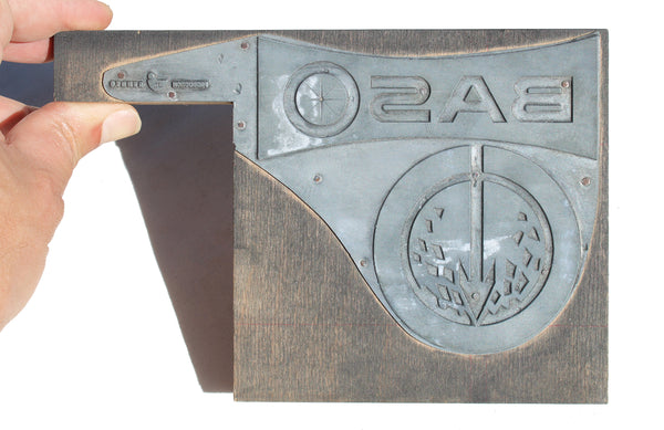 Ancienne matrice d'impression / tampon indication côté BAS ↓