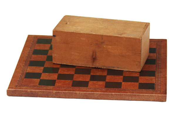 Jeu d'échecs vintage pièces en bois + échiquier rendu cuir