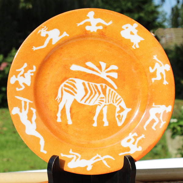 Série de 7 assiettes 21.8 cm vintage en porcelaine de Limoges peintures rupestres