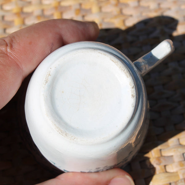 Ancienne tasse à café en faïence Terre de Fer de St Amand modèle Argenton