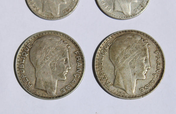 Lot de 8 pièces de monnaie françaises en argent (10 et 20 Francs Turin)