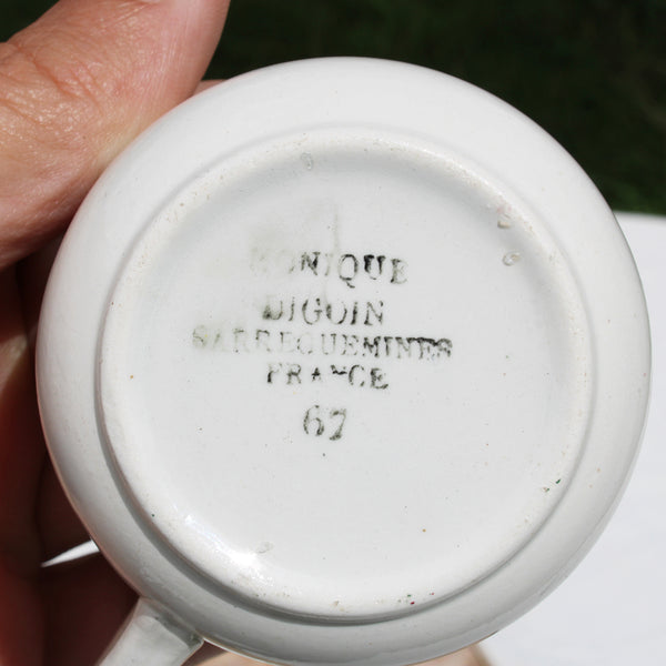 Ancienne tasse à café + soucoupe en faïence de Digoin Sarreguemines modèle Monique