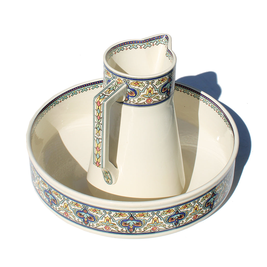 Broc et cuvette et porte savon - Décoration