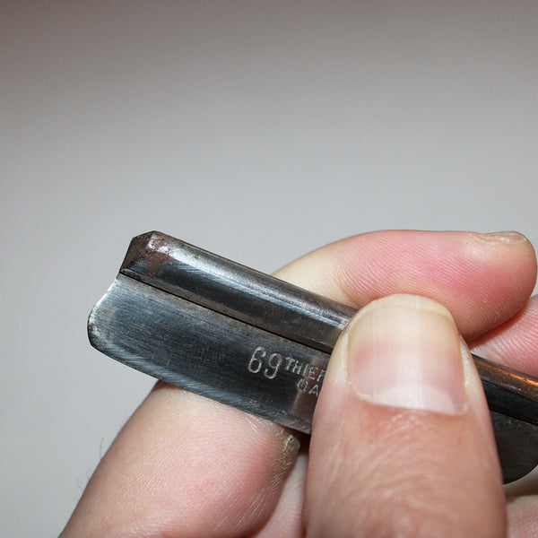 Ancien rasoir coupe choux G.B. Paris / 69 Thiers-Issard / Médaille d'argent