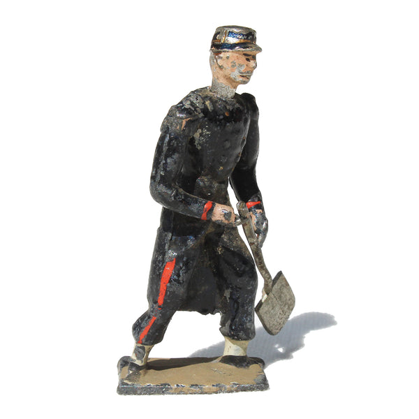Ancienne figurine en plomb plein CBG Mignot soldat français / Artilleur de campagne avec une pelle