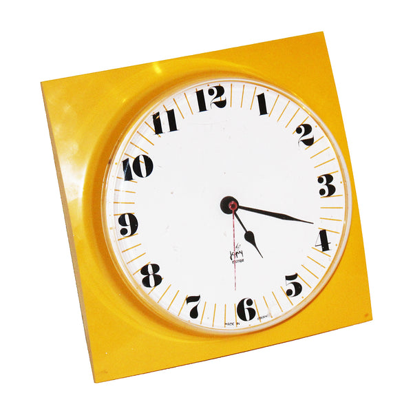 Pendule murale / horloge vintage Japy en plastique jaune bouton d'or