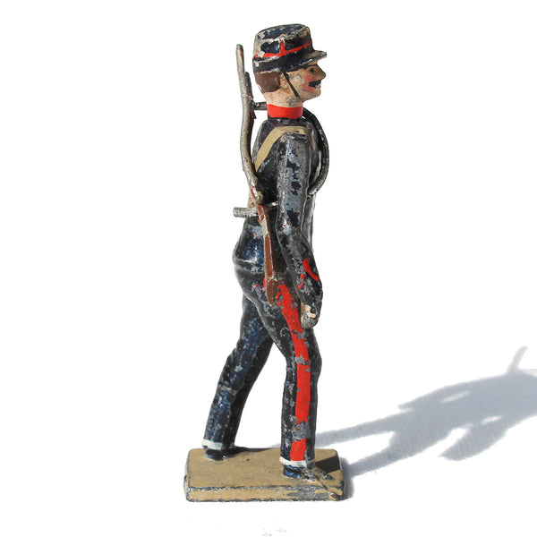Ancienne figurine en plomb plein CBG Mignot soldat français / Artilleur de campagne à pied