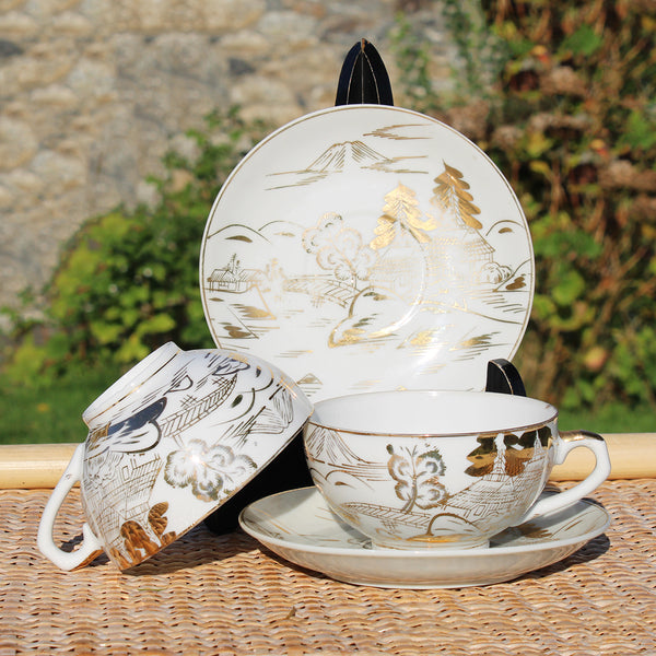 Paire de tasses à thé japonaises en porcelaine Kutani / Geisha en lithophanie / décor doré