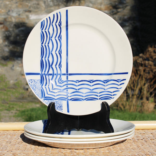 Ensemble de 4 assiettes plates anciennes 22.2 cm en faïence de Badonviller modèle Orival