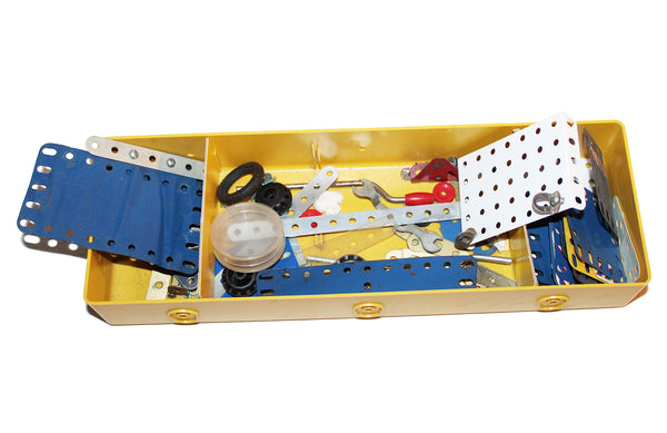 Boîte de rangement modulable jaune jeu Meccano avec diverses pièces