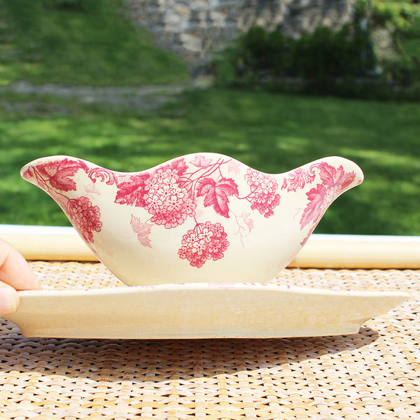 Ancienne saucière en faïence de St Amand et Hamage Nord modèle Boule de Neige