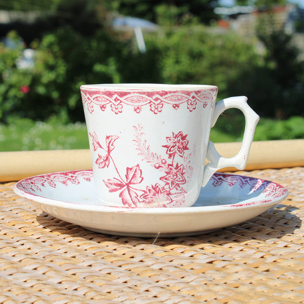 Tasse à café ancienne + soucoupe en faïence de Sté Amandinoise modèle Margot