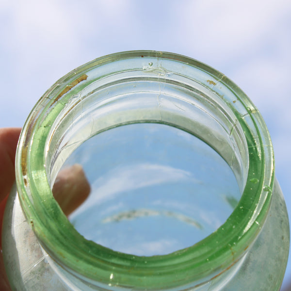 Ancien bocal à cornichons publicitaire Julien Damoy Paris ( verre ouraline ? )