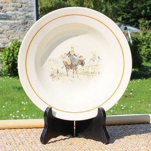 Ancienne assiette creuse 22 cm en faïence de Sarreguemines modèle Enfants Richard