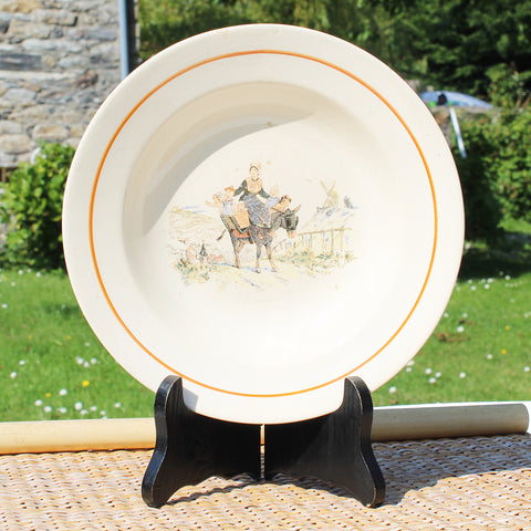 Ancienne assiette creuse 22 cm en faïence de Sarreguemines modèle Enfants Richard