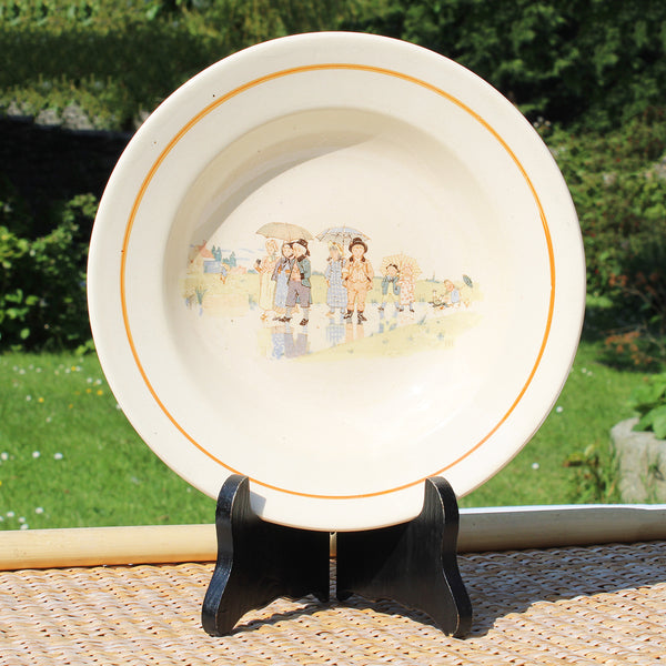 Ancienne assiette creuse 22 cm en faïence de Sarreguemines modèle Enfants Richard