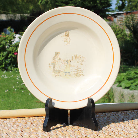 Ancienne assiette creuse 22 cm en faïence de Sarreguemines modèle Enfants Richard