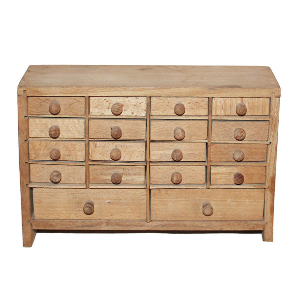 Petit meuble de métier / layette d'horloger vintage en bois / modèle à 18 tiroirs