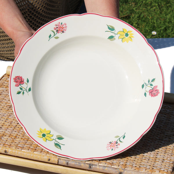 Ancien plat creux & rond 28 cm en faïence de Villeroy & Boch modèle 7401