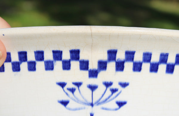 Ancien saladier / Creil et Montereau service Damier